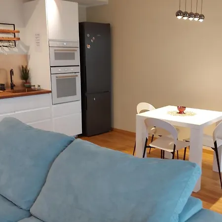 Flat Next To Estonian National Museum شقة