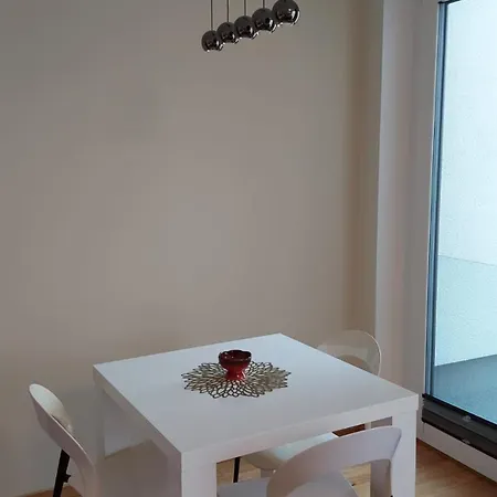 Flat Next To Estonian National Museum شقة *